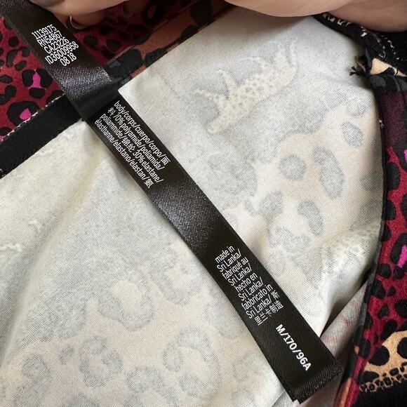 Victoria Sport Leopard Open Back Dress 3/4 Sleeve Black NICE Bodycon MEDIUM‎ - Picture 14 of 16